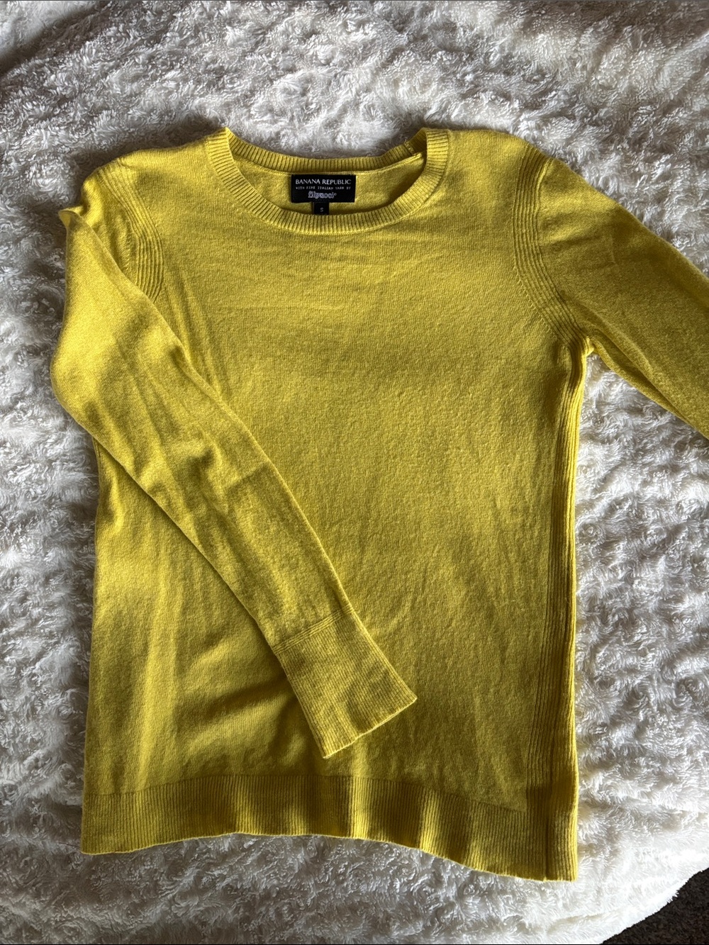 Banana Republic Women's Bright Yellow Crewneck Sweater